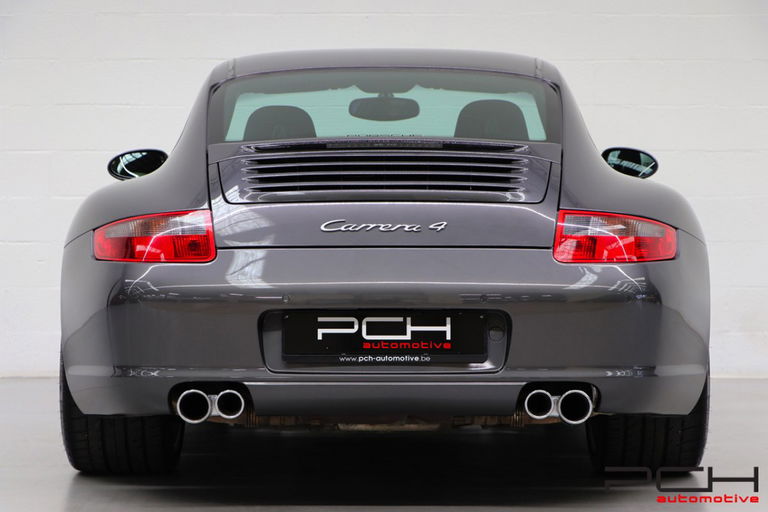Porsche 997 Carrera 4