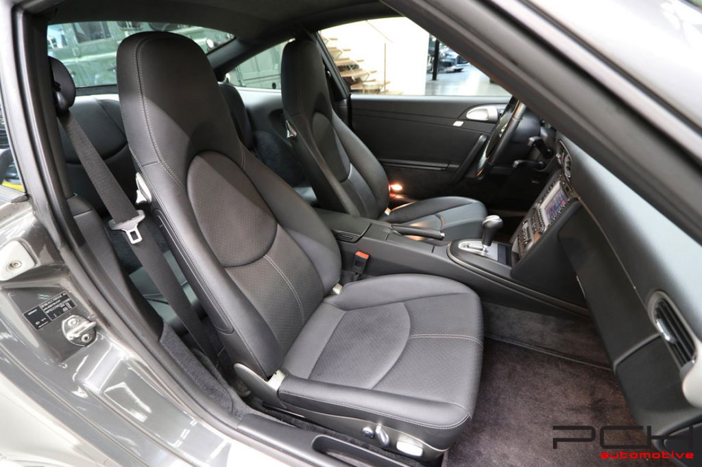 Porsche 997 Carrera 4