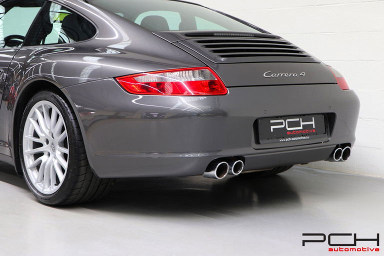 Porsche 997 Carrera 4