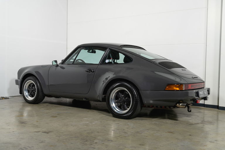 Porsche 911 Backdate