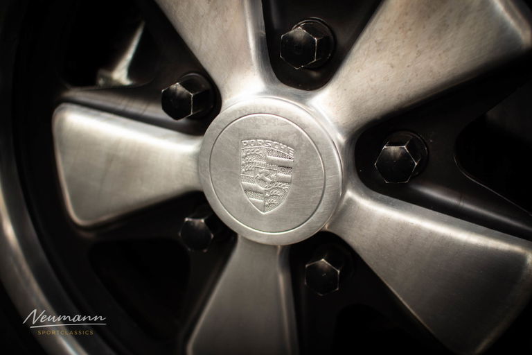 Porsche 911 S (F-Modell)