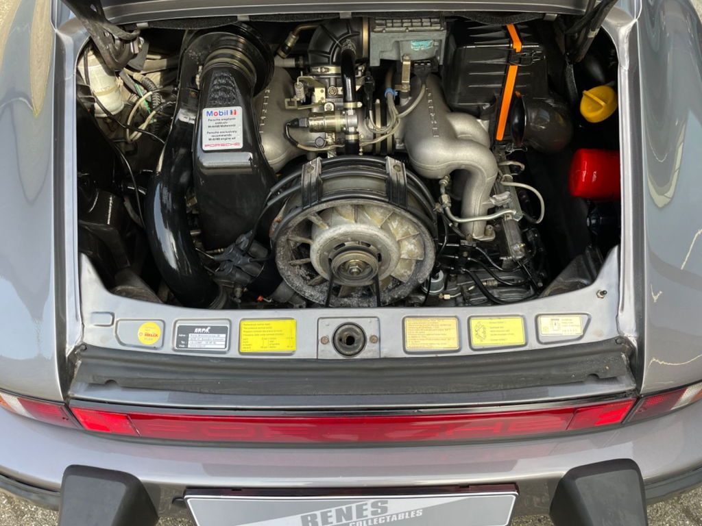 Porsche 911 Carrera 3.2