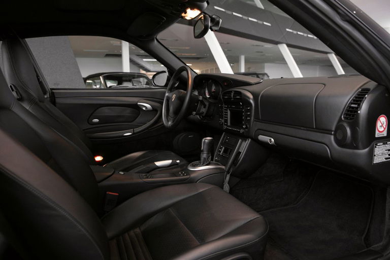 Porsche 996 Carrera 4S
