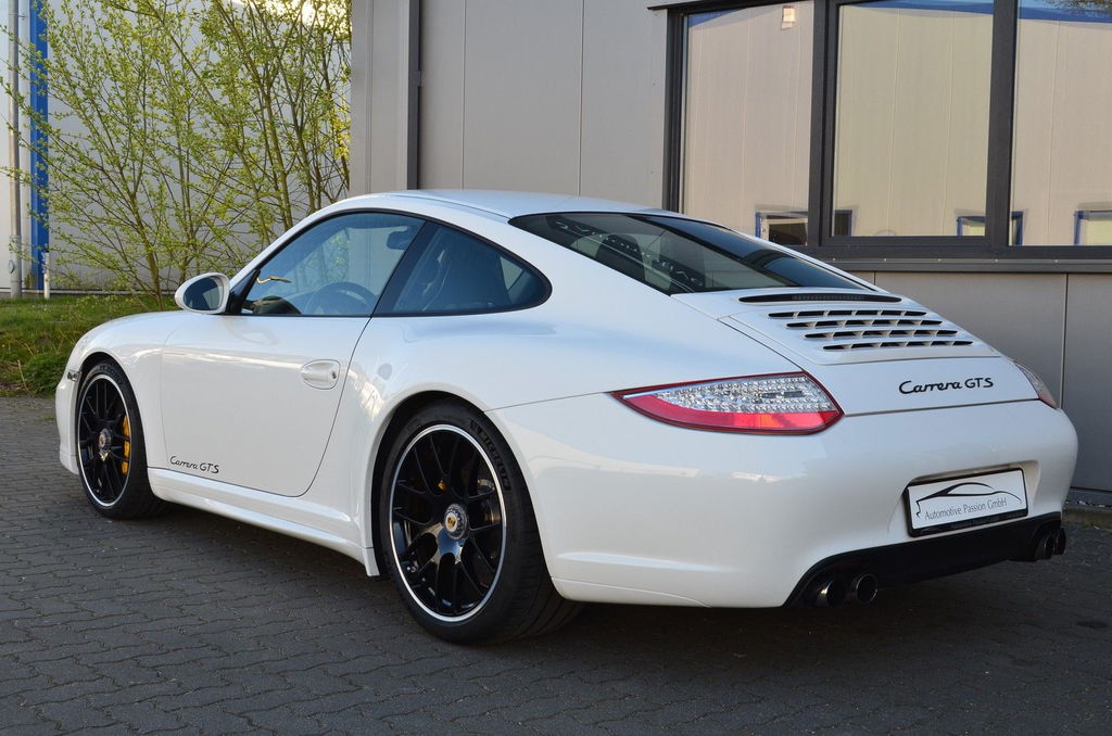 Porsche 997.2 Carrera GTS
