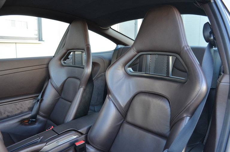 Porsche 997.2 Carrera GTS