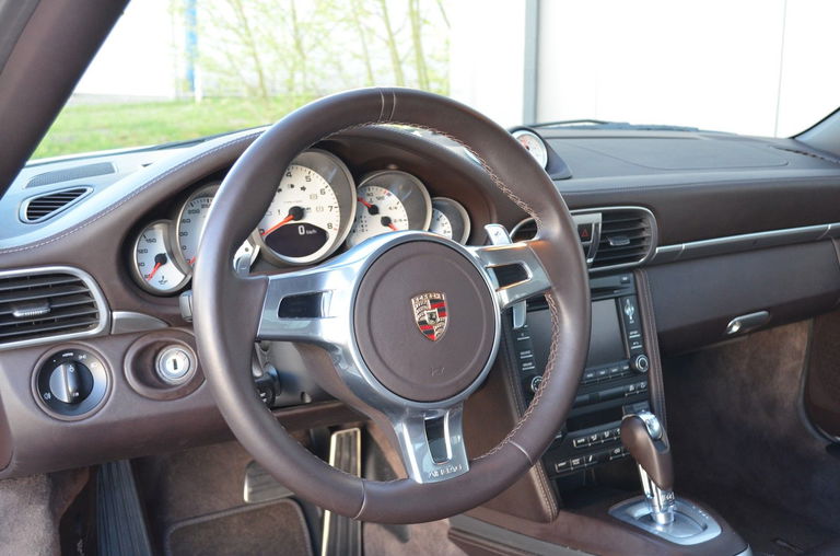 Porsche 997.2 Carrera GTS