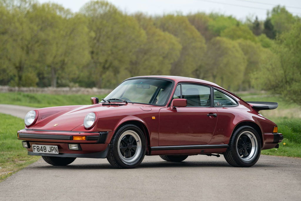 Porsche 911 Carrera 3.2