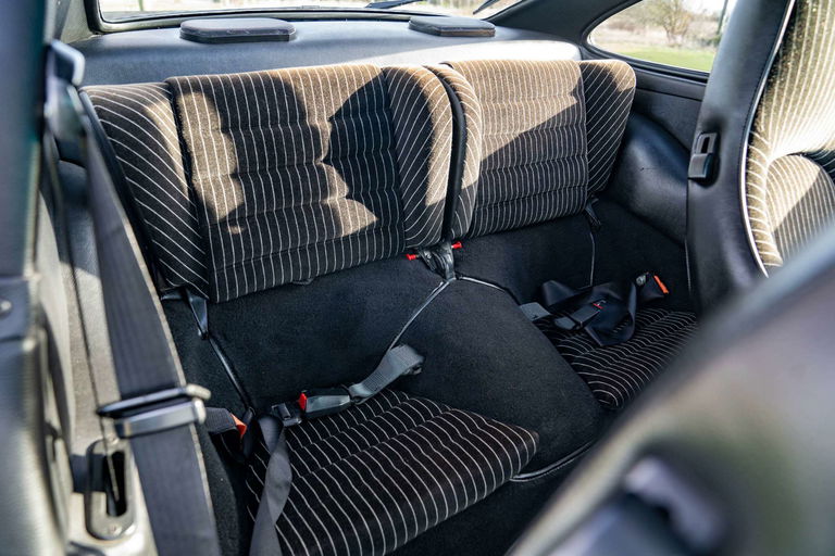 Porsche 911 Carrera 3.2 Supersport