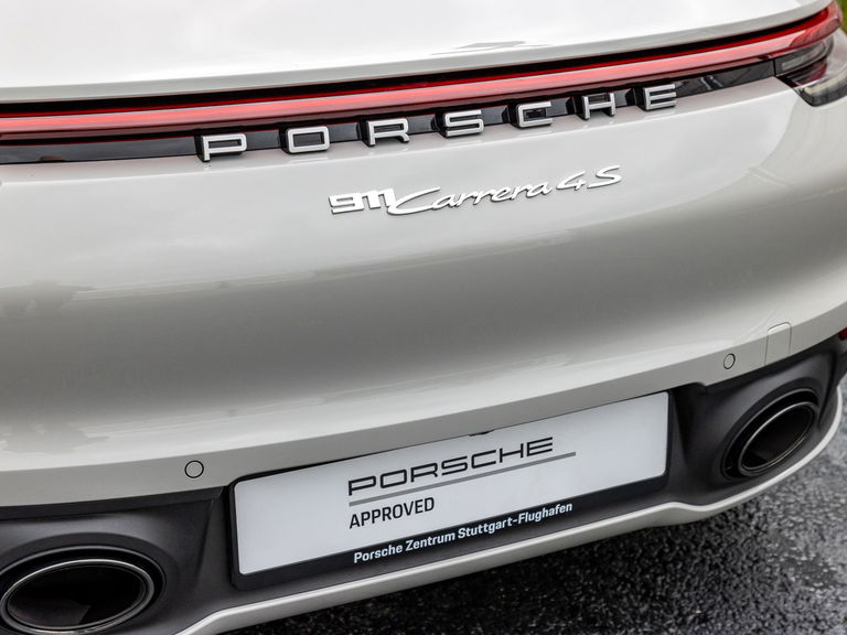 Porsche 992 Carrera 4S