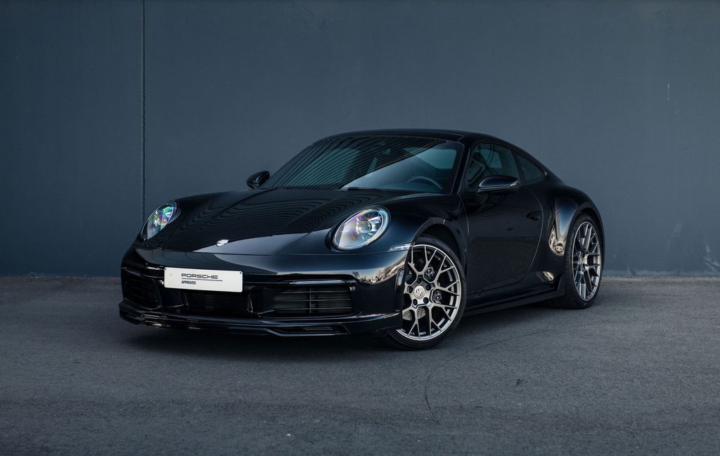Porsche 992 Carrera