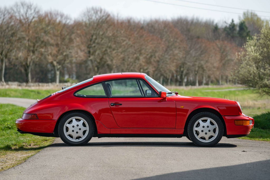 Porsche 964 Carrera 4