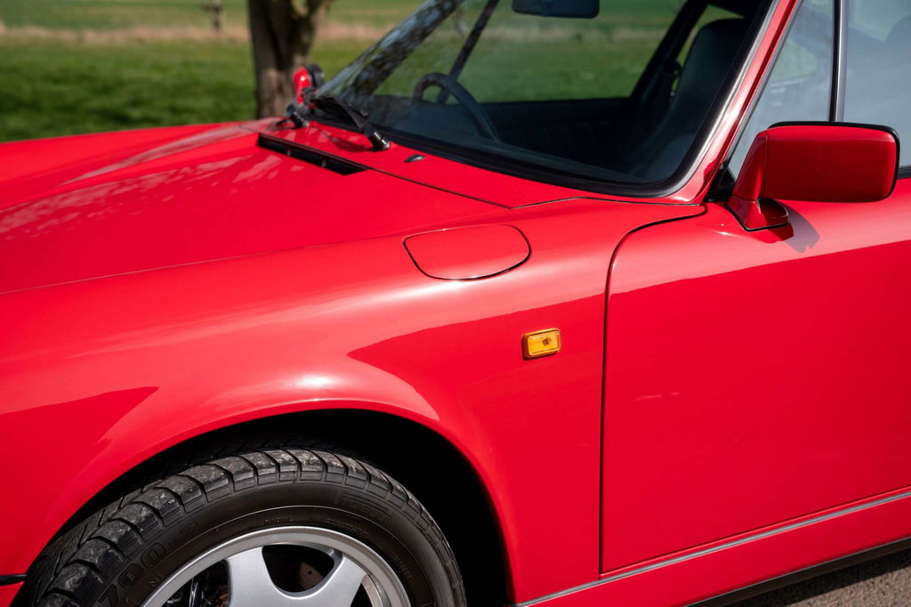 Porsche 964 Carrera 4