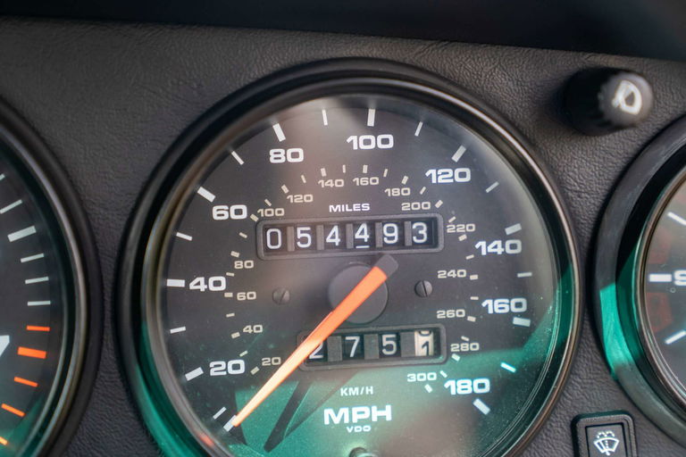 Porsche 964 Carrera 4