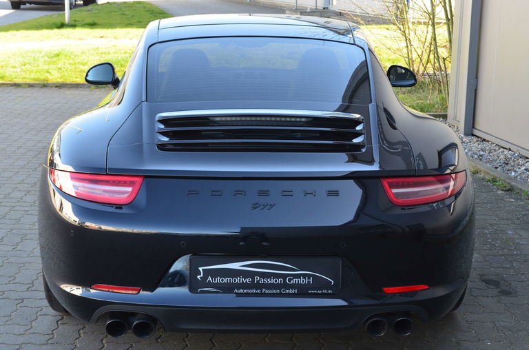 Porsche 991 Carrera Black Edition