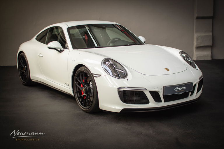 Porsche 991.2 Carrera GTS