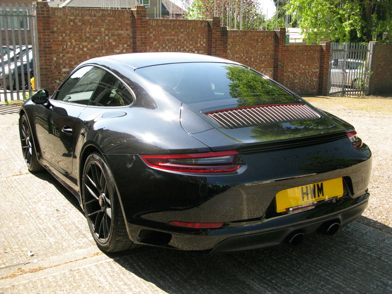 Porsche 991.2 Carrera GTS