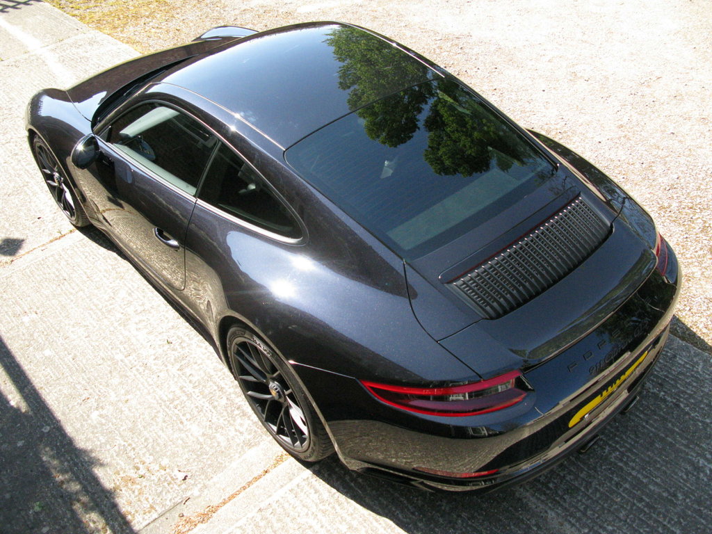 Porsche 991.2 Carrera GTS