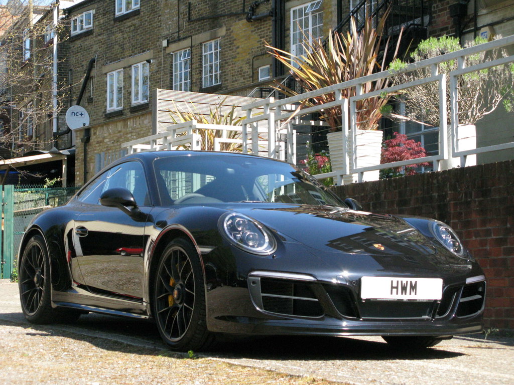 Porsche 991.2 Carrera GTS