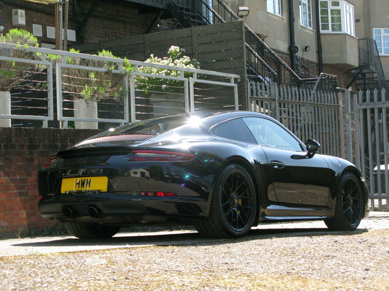 Porsche 991.2 Carrera GTS