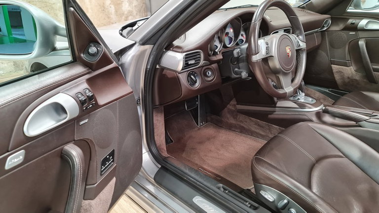 Porsche 997.2 Carrera 4S