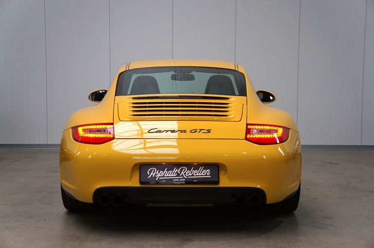 Porsche 997.2 Carrera GTS