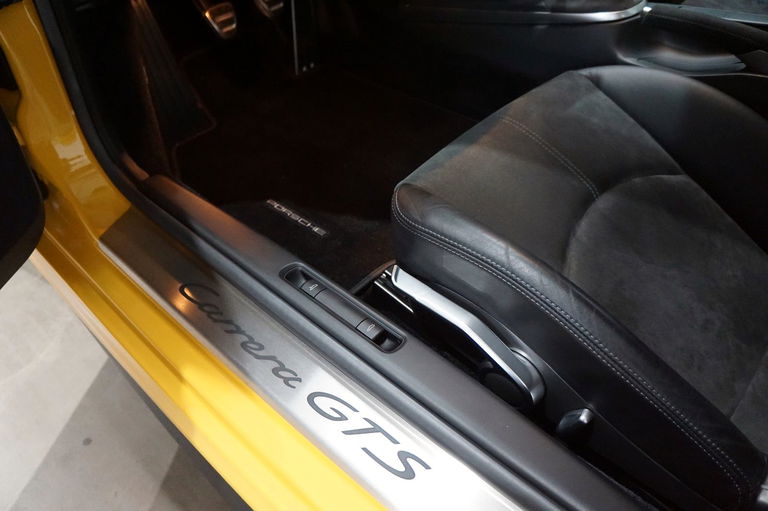 Porsche 997.2 Carrera GTS