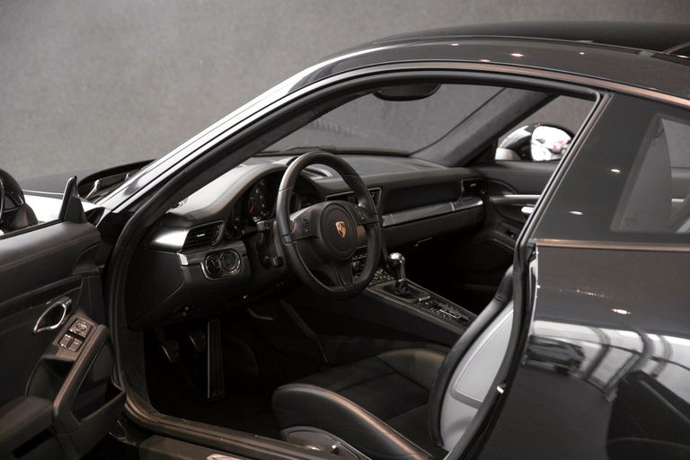 Porsche 991 Carrera 4S
