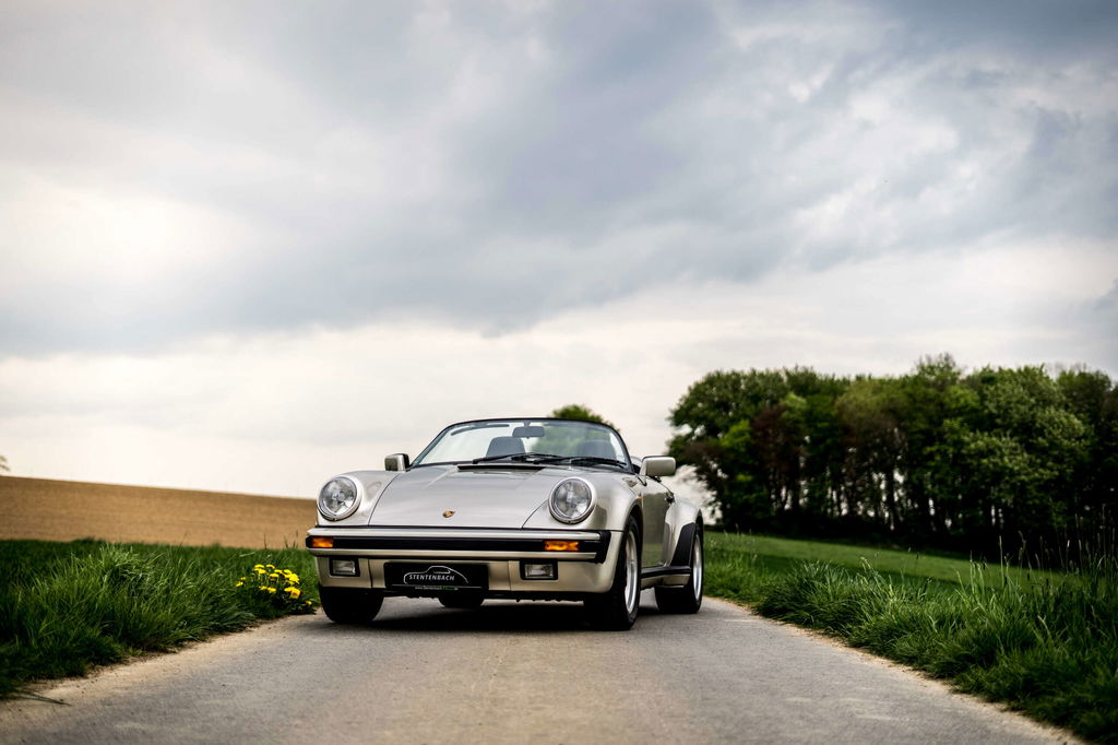 Porsche 911 Carrera 3.2 Speedster