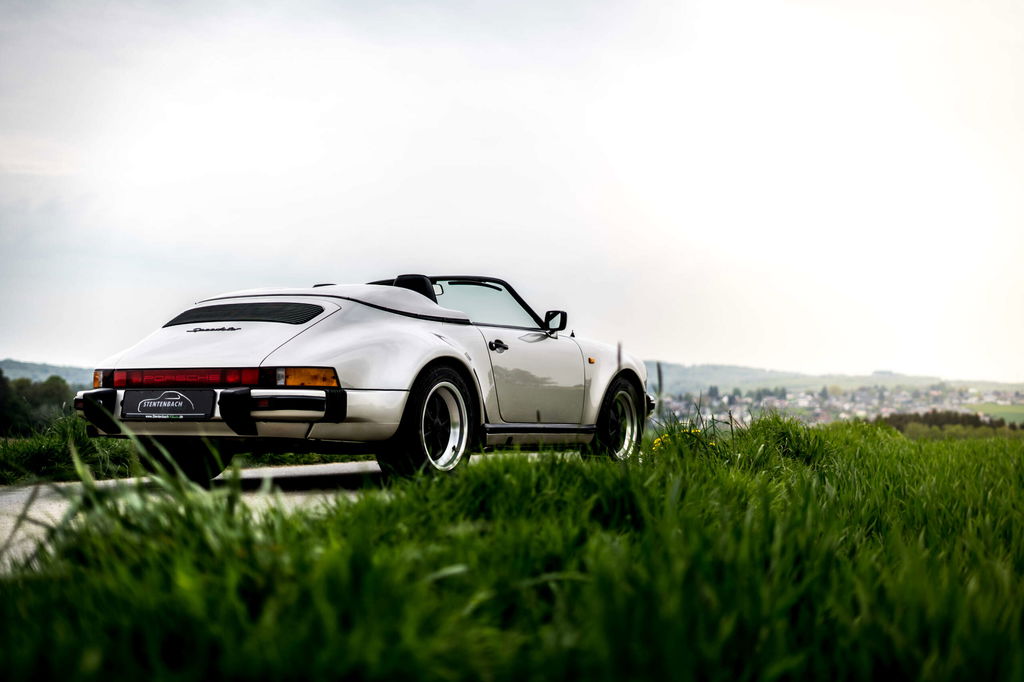 Porsche 911 Carrera 3.2 Speedster