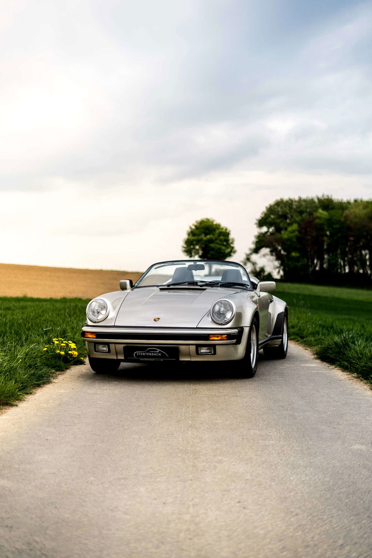Porsche 911 Carrera 3.2 Speedster
