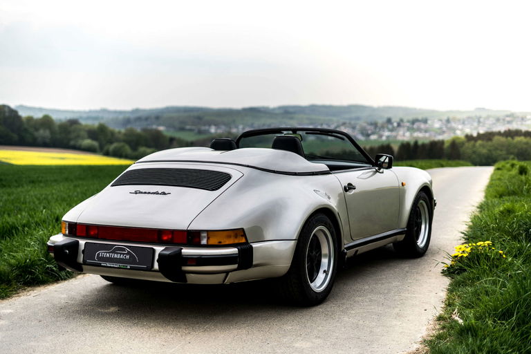 Porsche 911 Carrera 3.2 Speedster