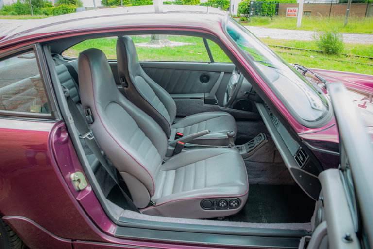 Porsche 964 Carrera 4