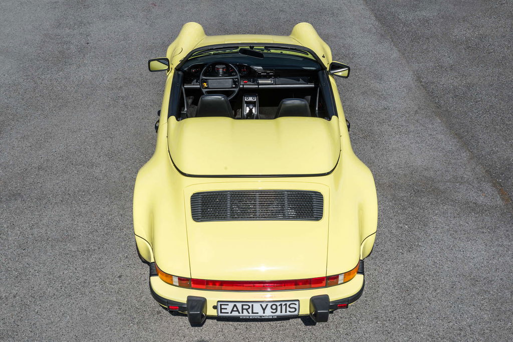 Porsche 911 Carrera 3.2 Speedster
