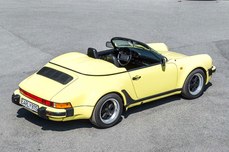 Porsche 911 Carrera 3.2 Speedster