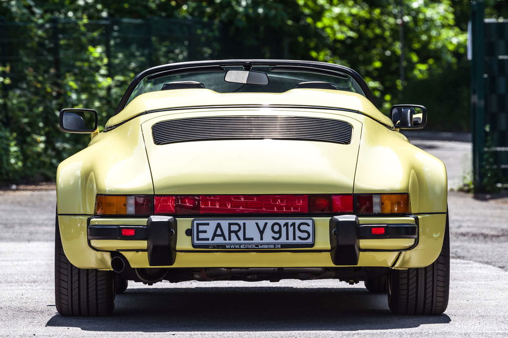 Porsche 911 Carrera 3.2 Speedster