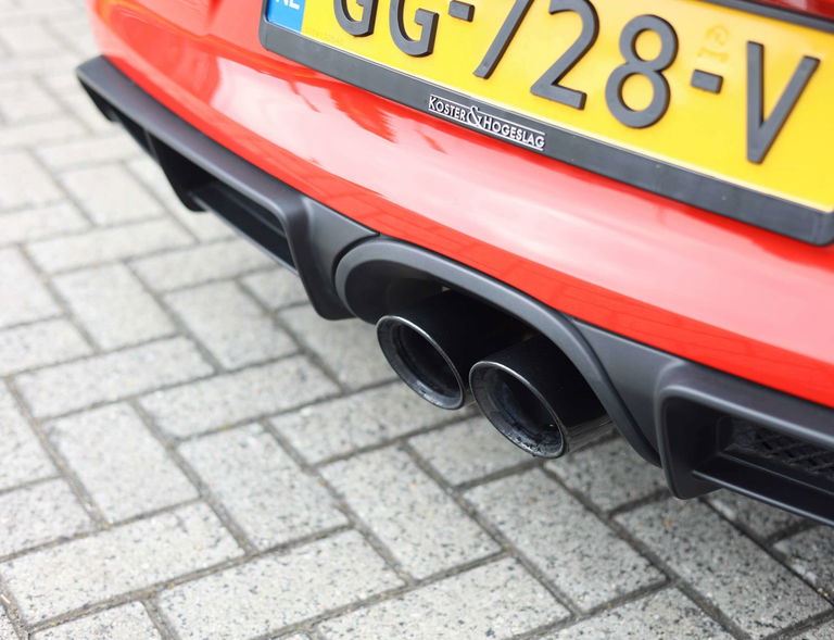 Porsche 981 Cayman GT4