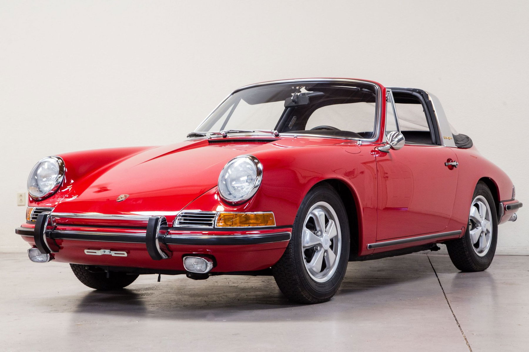 Porsche 911 S 1967 - elferspot.com - Marktplatz für Porsche Sportwagen