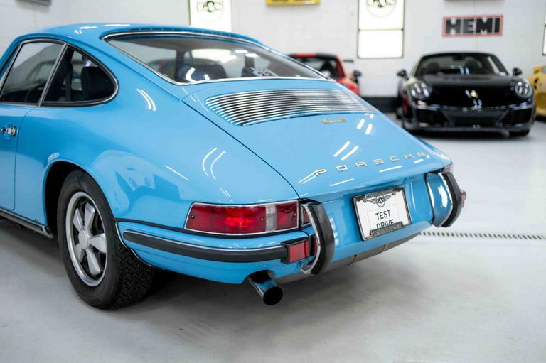 Porsche 911 E