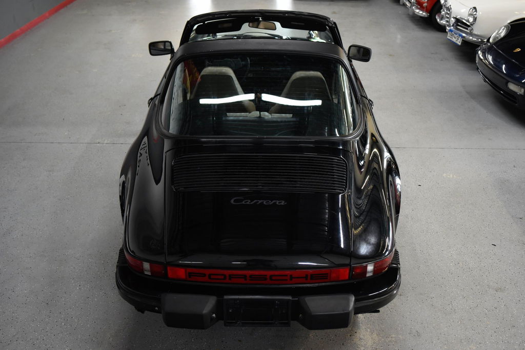 Porsche 911 Carrera 3.2 (US)