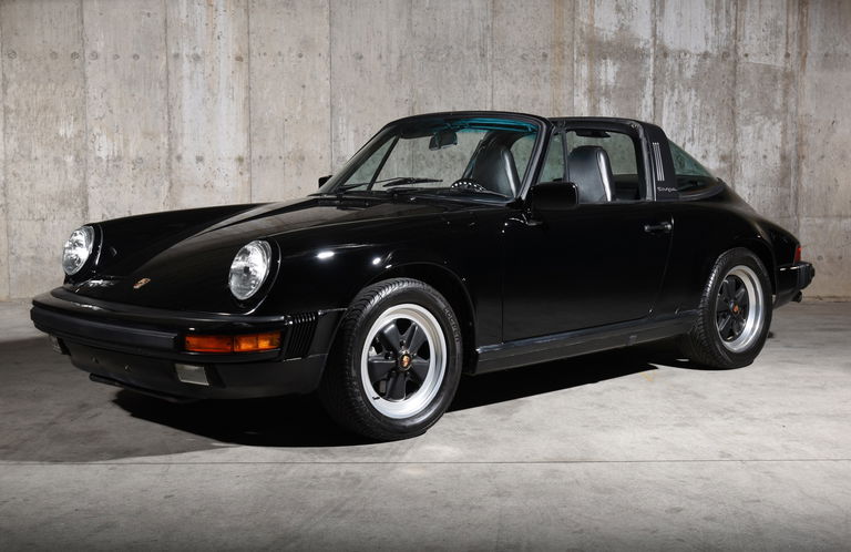 Porsche 911 Carrera 3.2 