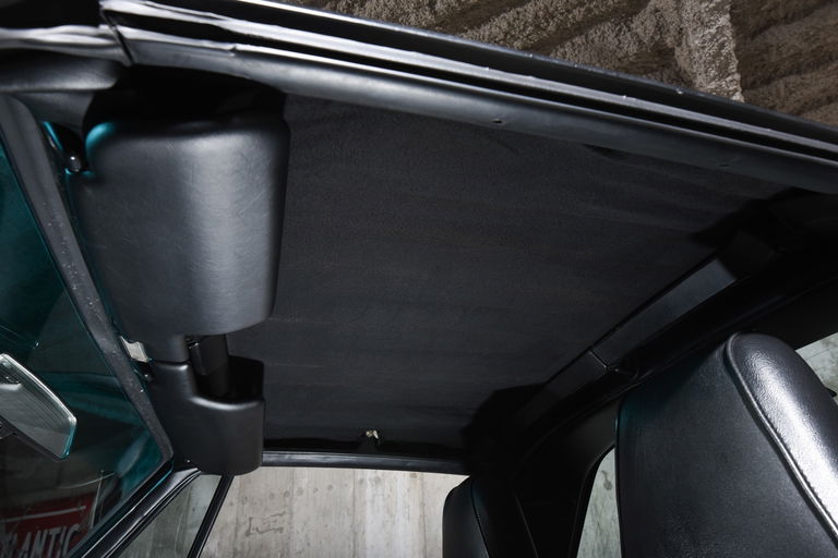 Porsche 911 Carrera 3.2 (US)