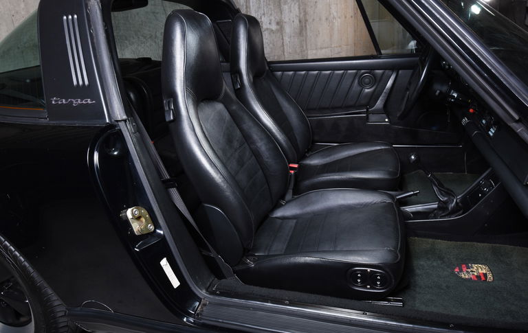 Porsche 911 Carrera 3.2 (US)