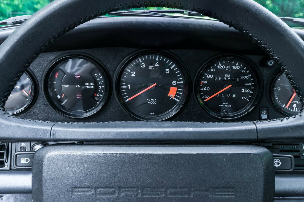 Porsche 911 Carrera 3.2 „25 Jahre 911“