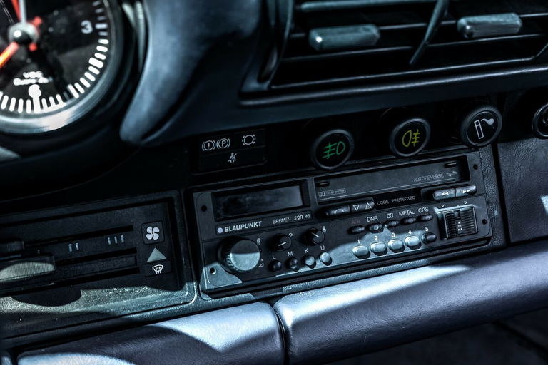 Porsche 911 Carrera 3.2 „25 Jahre 911“