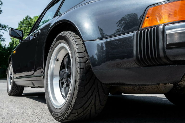 Porsche 911 Carrera 3.2 „25 Jahre 911“