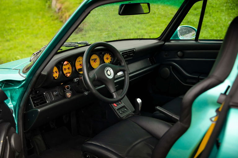 Porsche 993 Carrera 4S