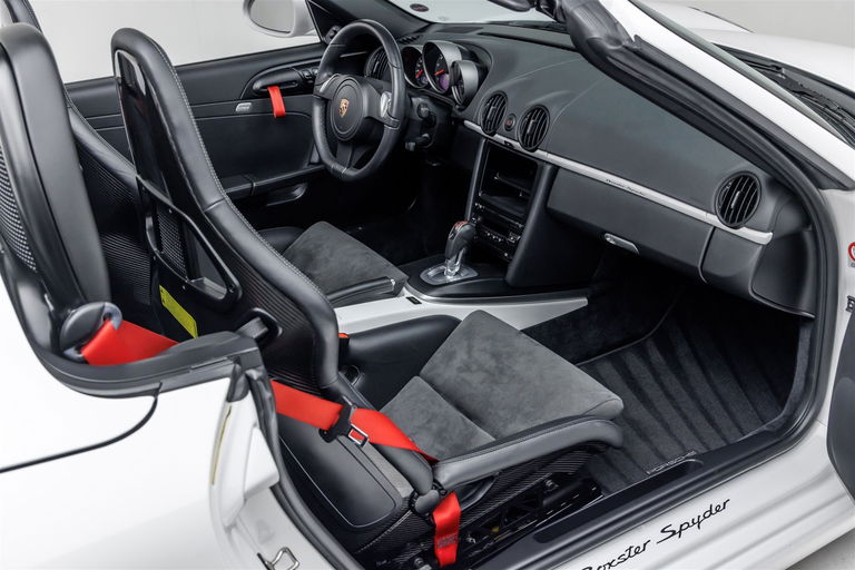 Porsche 987 Boxster Spyder