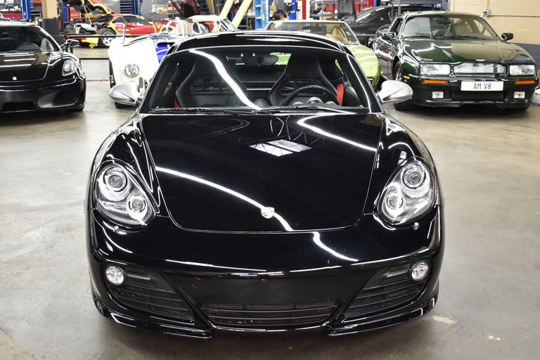 Porsche 987 Cayman R