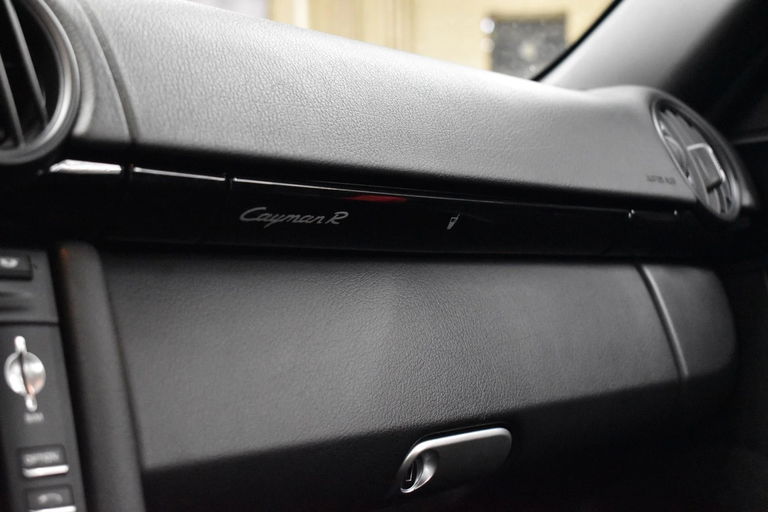 Porsche 987 Cayman R