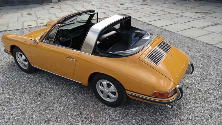 Porsche 911 S (F-Modell)